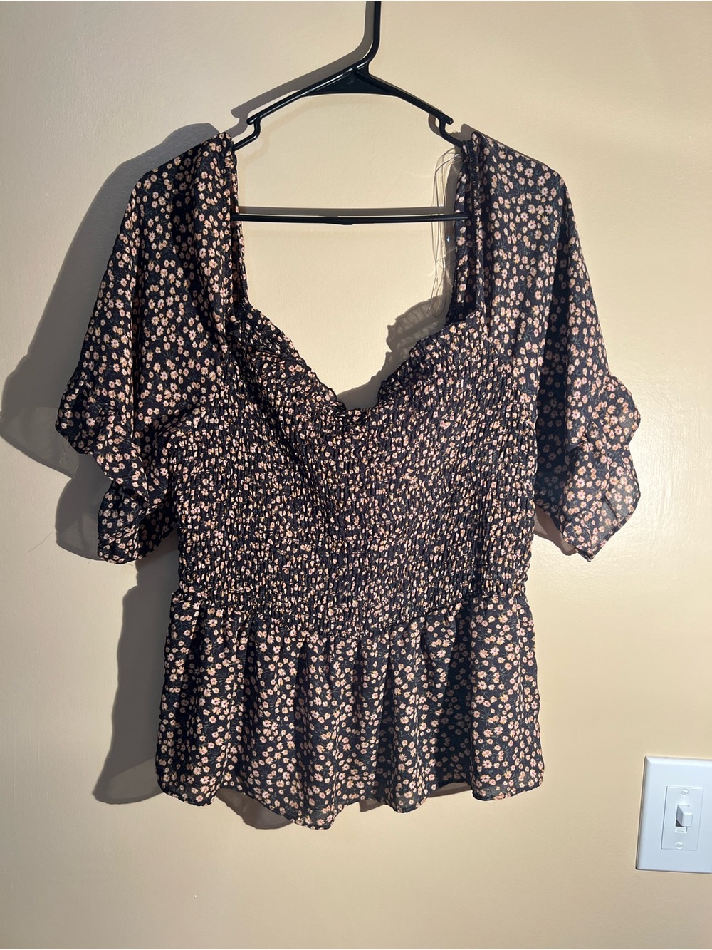 Women’s Floral Smocked Short Sleeve Top Size XL